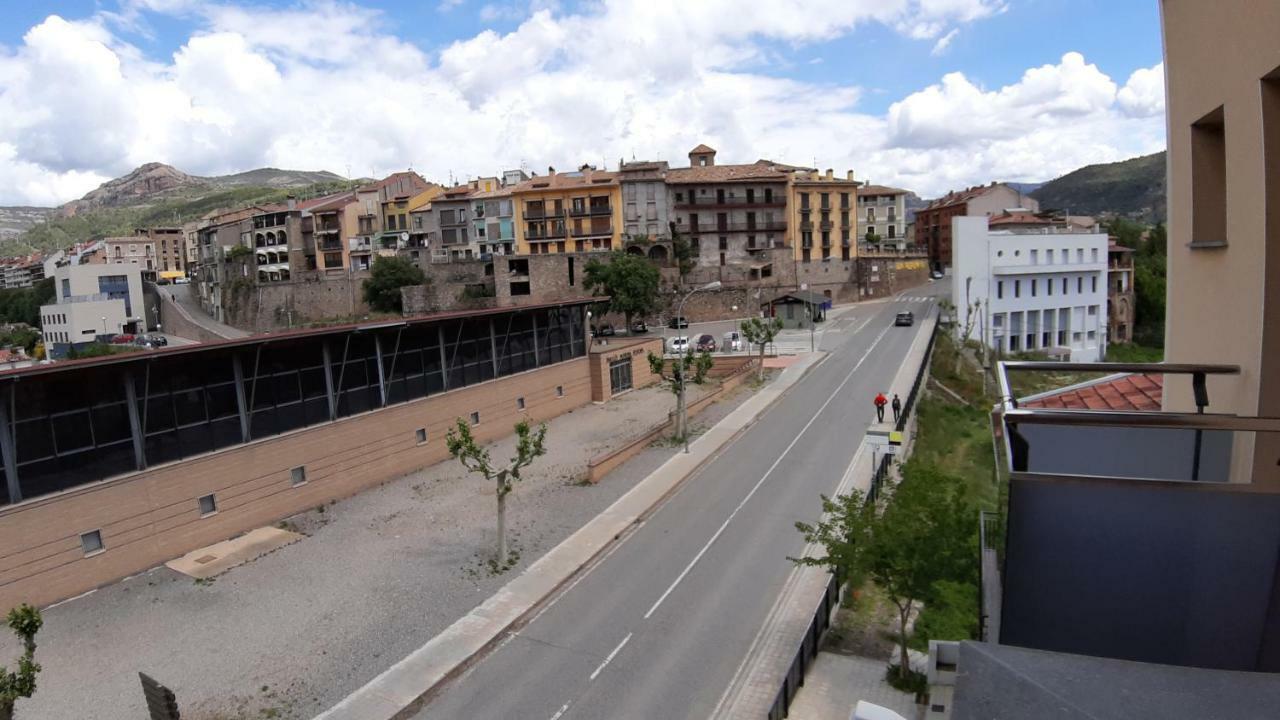 Apartaments Julia La La Pobla de Segur Exterior photo